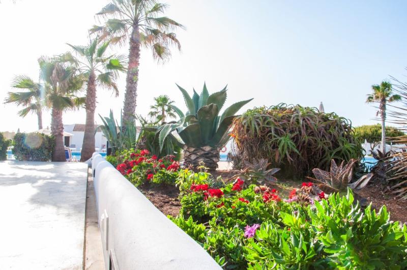 Sagitario Menorca Mar Adults Only Aparthotel Cala'N Bosch  Exteriör bild